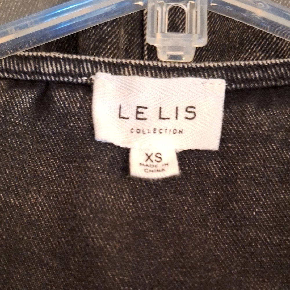 Le Lis Black Denim Romper. Great Condition Size XS - Picture 15 of 16